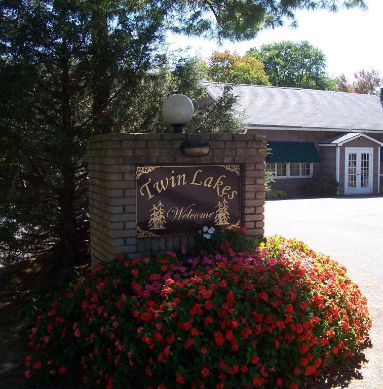 Twin Lakes - Hurley Villa Exterior photo